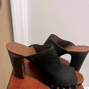 Donald j Pilner heels mules size 6